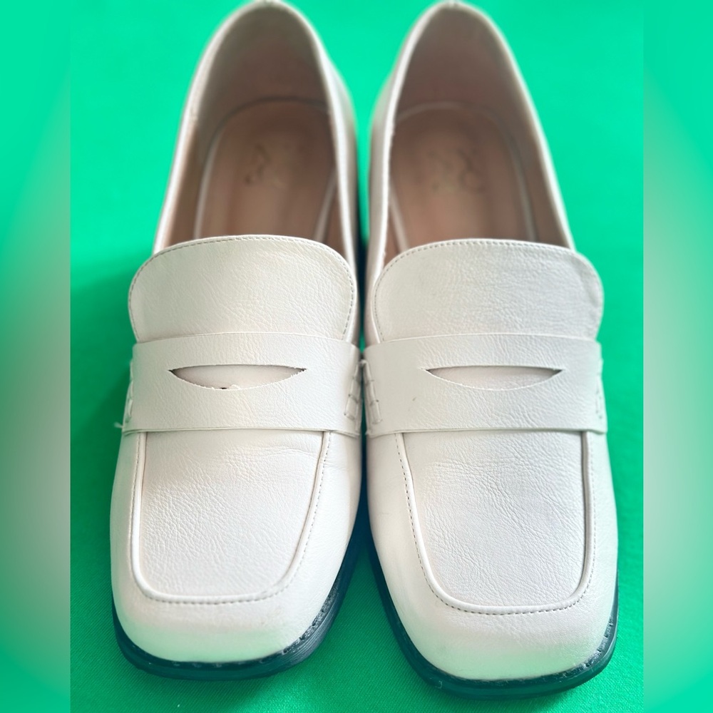 New York & Company Cream Loafers